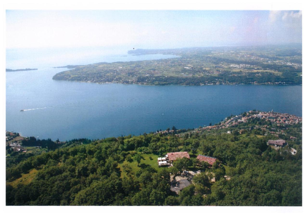 La Fiocchina - Magic Place - Apartments & Studios In Garda Lake - Countryside Farmhouse, Inside The Middle Of The Lake Salo Ngoại thất bức ảnh
