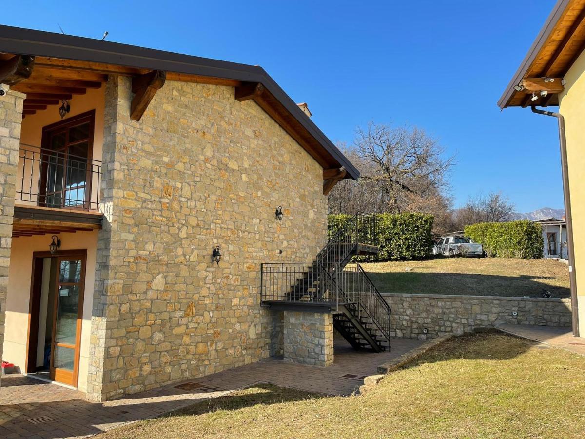 La Fiocchina - Magic Place - Apartments & Studios In Garda Lake - Countryside Farmhouse, Inside The Middle Of The Lake Salo Ngoại thất bức ảnh