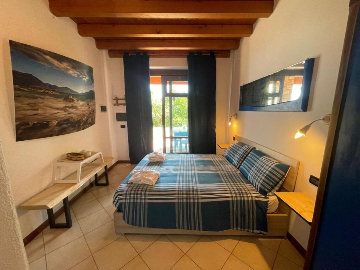 La Fiocchina - Magic Place - Apartments & Studios In Garda Lake - Countryside Farmhouse, Inside The Middle Of The Lake Salo Ngoại thất bức ảnh