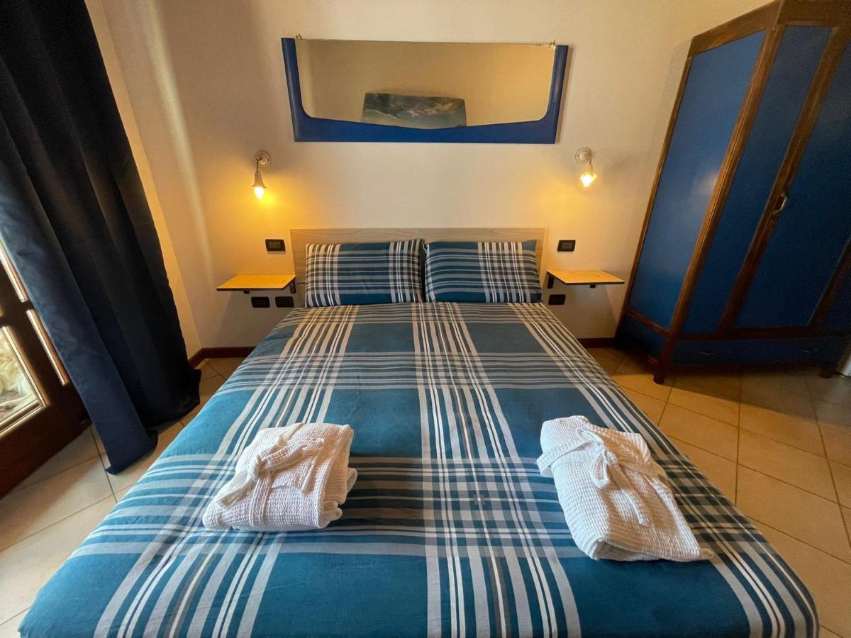 La Fiocchina - Magic Place - Apartments & Studios In Garda Lake - Countryside Farmhouse, Inside The Middle Of The Lake Salo Ngoại thất bức ảnh