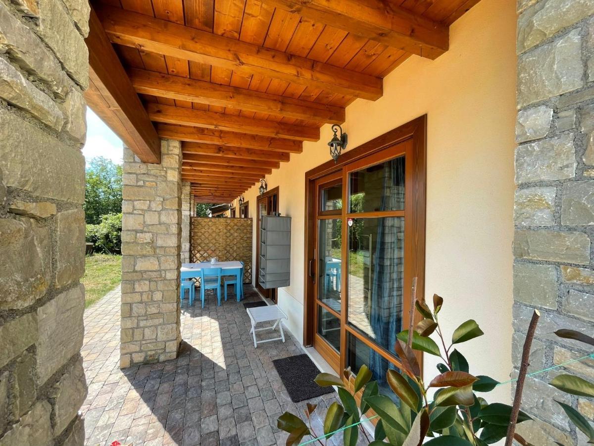 La Fiocchina - Magic Place - Apartments & Studios In Garda Lake - Countryside Farmhouse, Inside The Middle Of The Lake Salo Ngoại thất bức ảnh