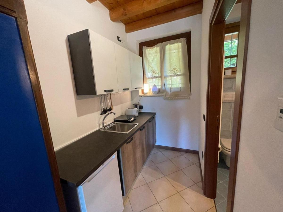 La Fiocchina - Magic Place - Apartments & Studios In Garda Lake - Countryside Farmhouse, Inside The Middle Of The Lake Salo Ngoại thất bức ảnh