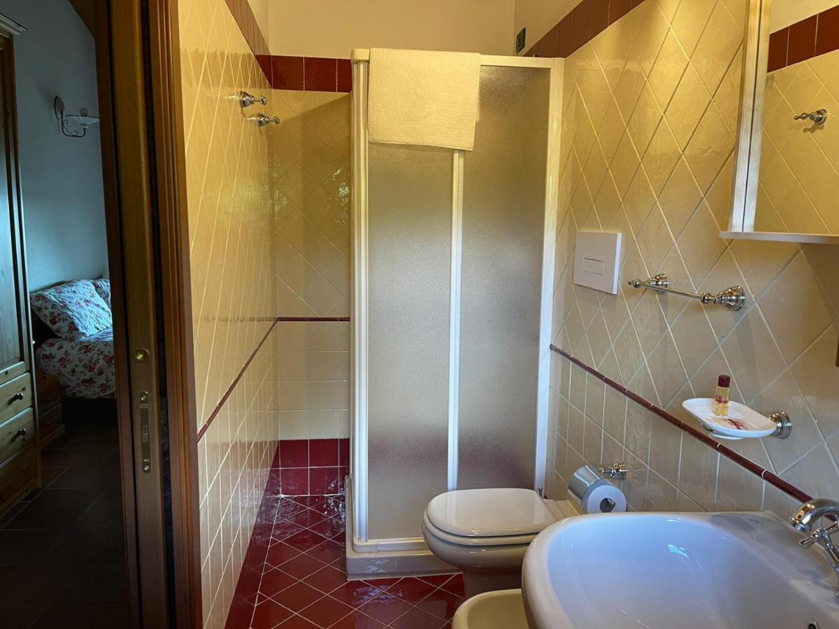 La Fiocchina - Magic Place - Apartments & Studios In Garda Lake - Countryside Farmhouse, Inside The Middle Of The Lake Salo Ngoại thất bức ảnh