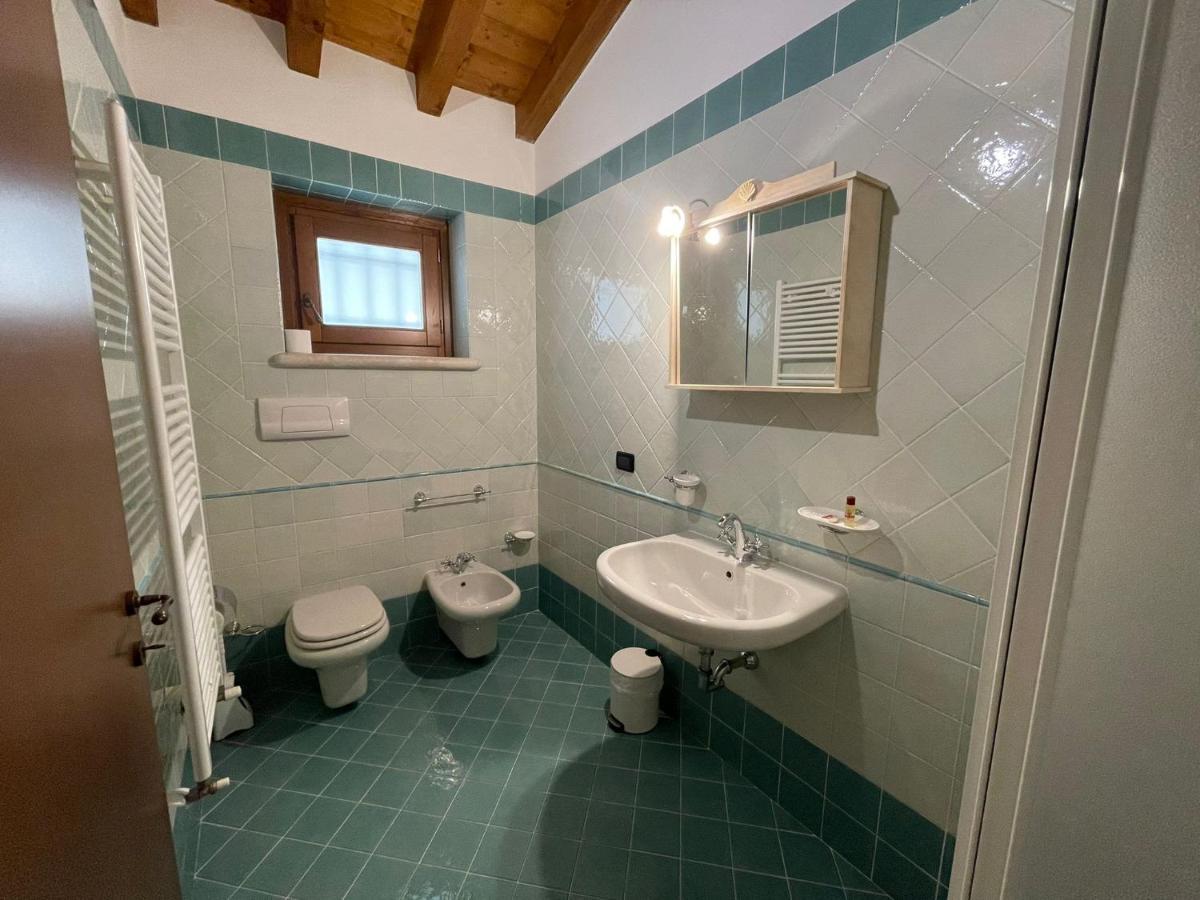 La Fiocchina - Magic Place - Apartments & Studios In Garda Lake - Countryside Farmhouse, Inside The Middle Of The Lake Salo Ngoại thất bức ảnh