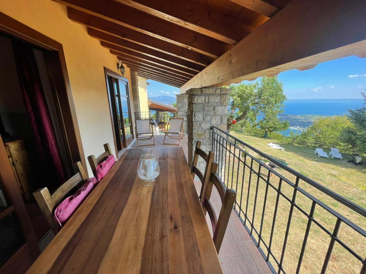 La Fiocchina - Magic Place - Apartments & Studios In Garda Lake - Countryside Farmhouse, Inside The Middle Of The Lake Salo Ngoại thất bức ảnh
