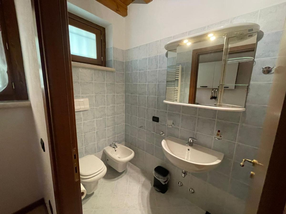 La Fiocchina - Magic Place - Apartments & Studios In Garda Lake - Countryside Farmhouse, Inside The Middle Of The Lake Salo Ngoại thất bức ảnh