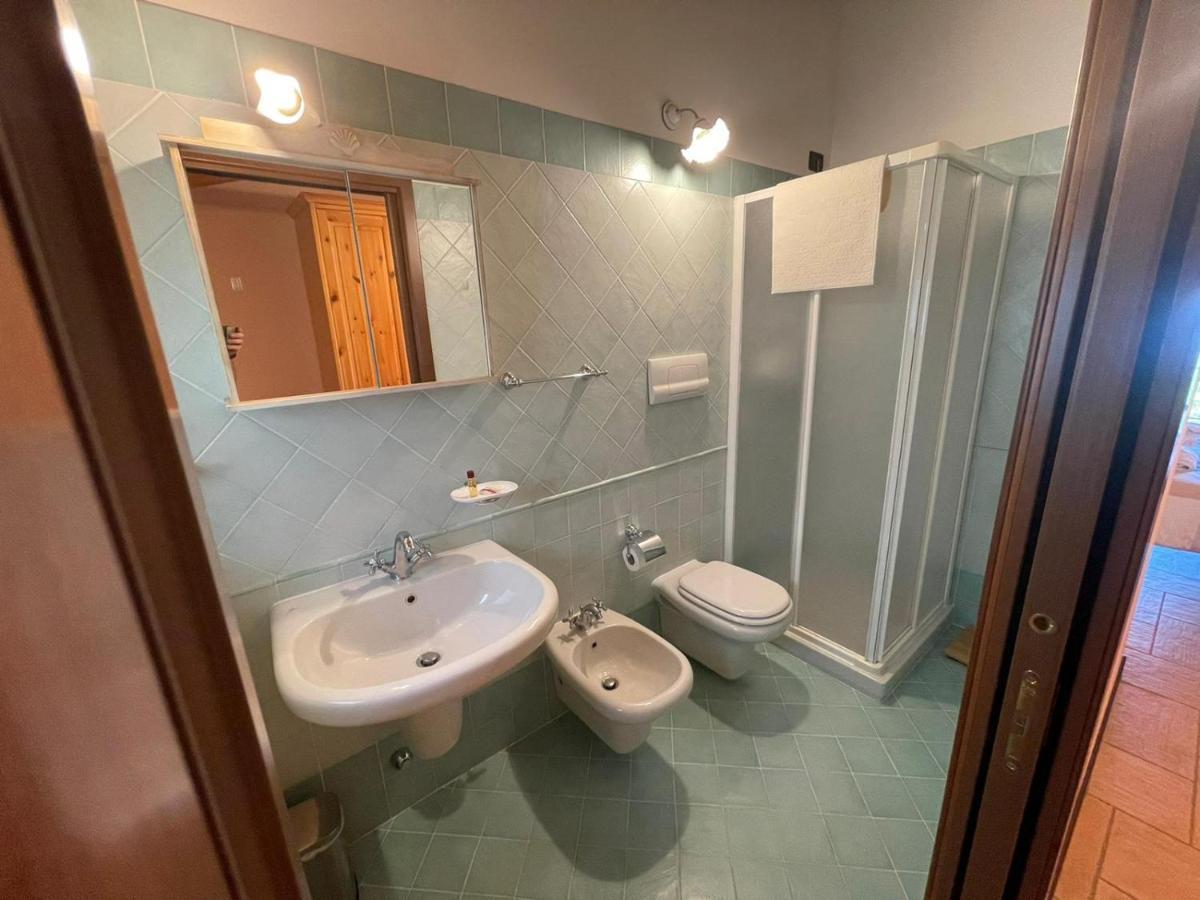 La Fiocchina - Magic Place - Apartments & Studios In Garda Lake - Countryside Farmhouse, Inside The Middle Of The Lake Salo Ngoại thất bức ảnh