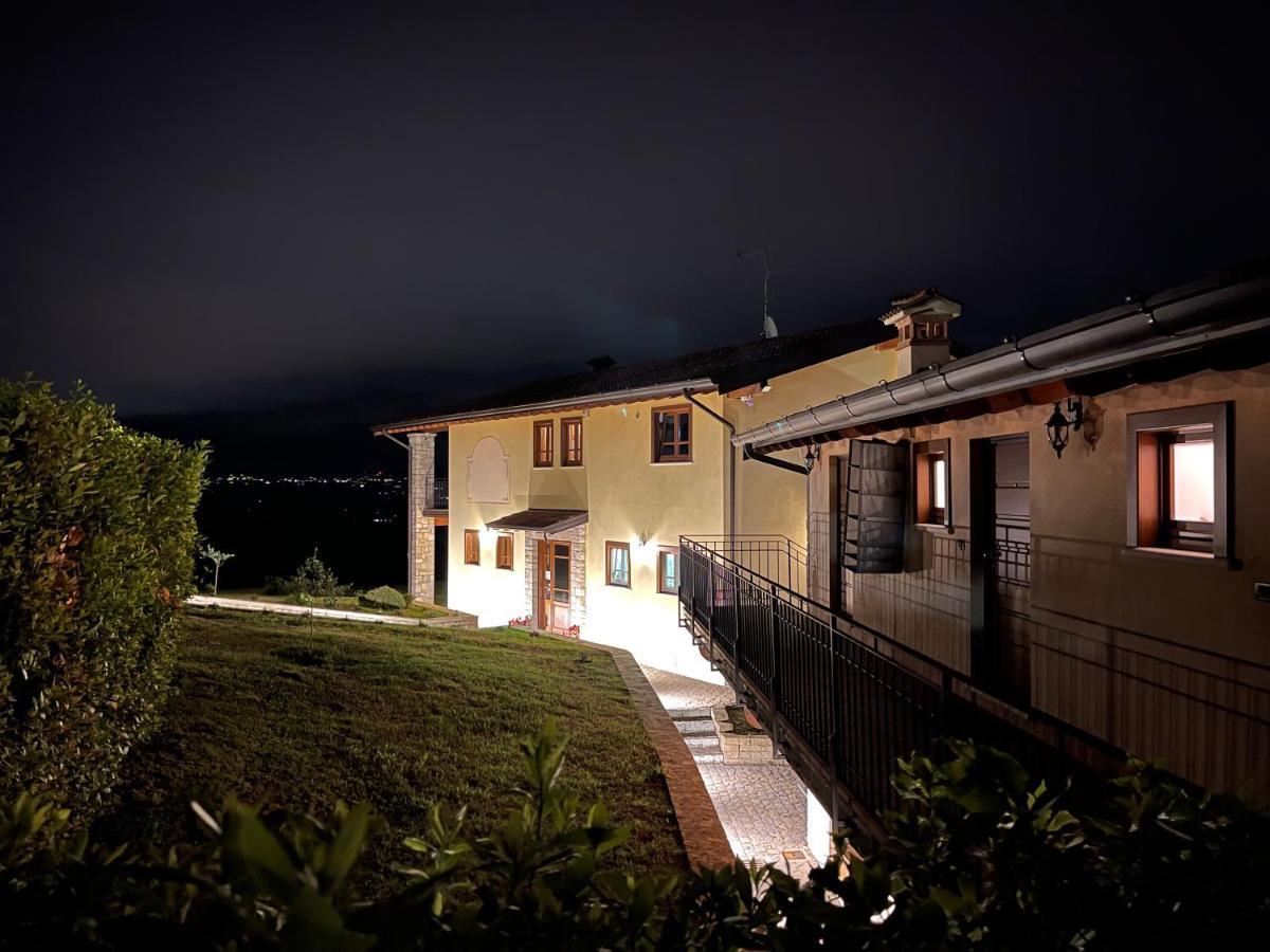 La Fiocchina - Magic Place - Apartments & Studios In Garda Lake - Countryside Farmhouse, Inside The Middle Of The Lake Salo Ngoại thất bức ảnh