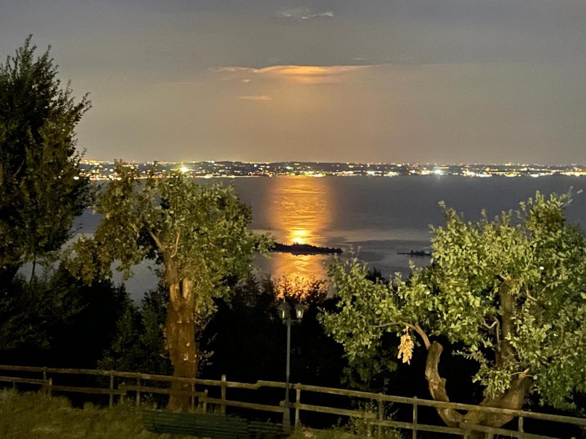 La Fiocchina - Magic Place - Apartments & Studios In Garda Lake - Countryside Farmhouse, Inside The Middle Of The Lake Salo Ngoại thất bức ảnh